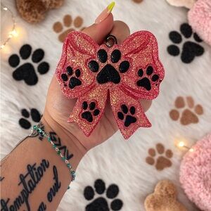 Paw Print Bow Freshie